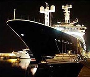 Chiếc du thuyền Octopus của tỷ phú Paul Allen, nhà đồng sáng lập Microsoft.