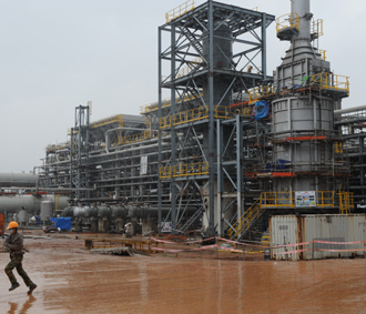 Trong 6 tháng đầu năm 2008, vốn đăng ký mới tập trung chủ yếu vào lĩnh vực công nghiệp và xây dựng.