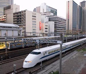 Có thể nói, nhiều nước phát triển khác trên thế giới thua xa Nhật Bản trong lĩnh vực đầu tư cho cơ sở hạ tầng.