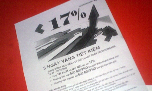 Lãi suất “khủng”: Cạnh tranh đã đúng định hướng?