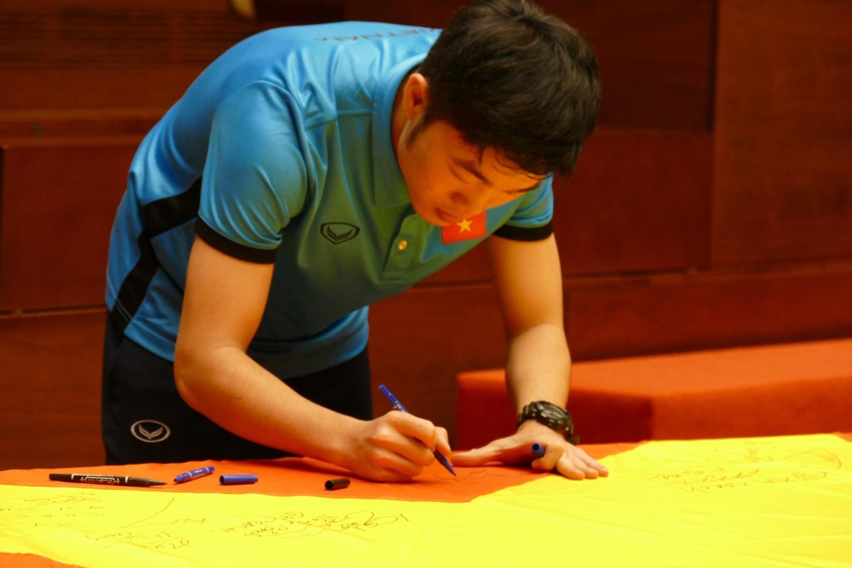 undefined - Ảnh 1.