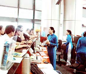 "Khả năng đáp ứng nhân viên bán vé máy từ các trường đạo tạo rất hạn chế cả về số lượng và chất lượng."