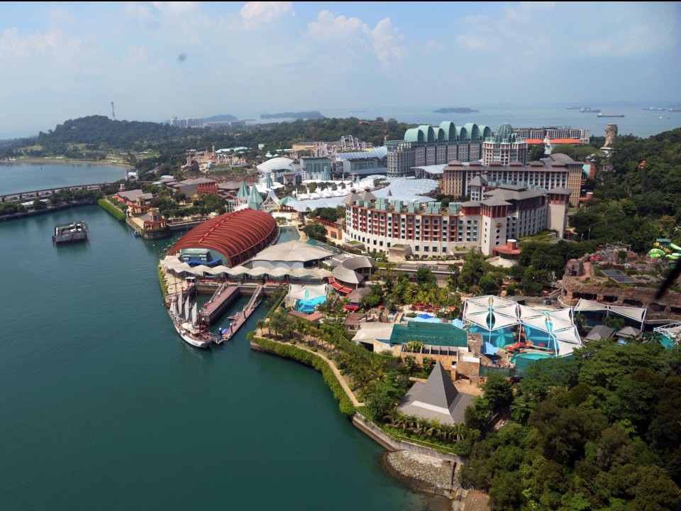 Cuộc sống xa xỉ của giới giàu Singapore - Ảnh 20.