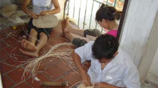 Nhiều làng nghề đứng trước nguy cơ “chết”