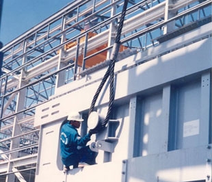 Lắp đặt trạm biến áp Nhà máy Nhiệt điện Phả Lại II.