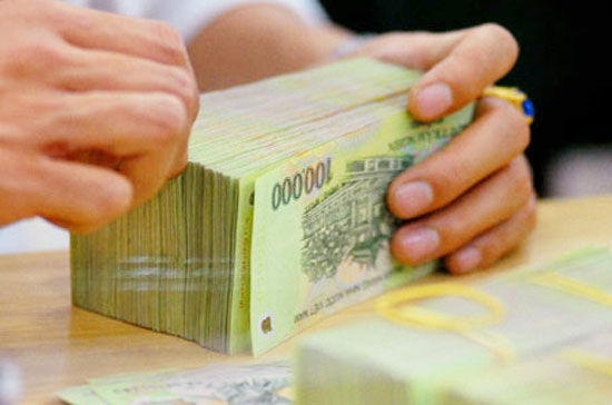 Sức ép cục bộ từ ngân hàng lớn có thể tạo phản ứng dây chuyền trên thị trường liên ngân hàng.