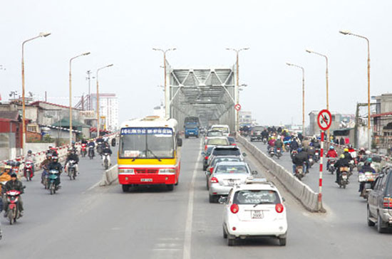 Tết Tân Mão, giao thông không ùn tắc.