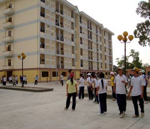 Ký túc xá tại Hà Nội mới chỉ đáp ứng được 18% nhu cầu của sinh viên.