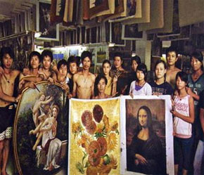 Chỉ với khoảng 3000 euro, khách đã có thể sở hữu bức tranh chép của một danh họa nổi tiếng.