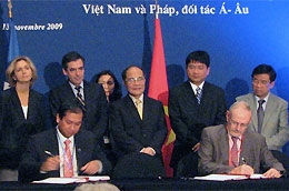Theo Sacombank, đây là nguồn vốn bổ sung cần thiết trong bối cảnh nguồn vốn dài hạn cho doanh nghiệp đang khó khăn.