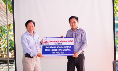 Nhựa Tân Đại Hưng tặng huyện Cao Lãnh công trình kè mềm 2,2 tỷ đồng