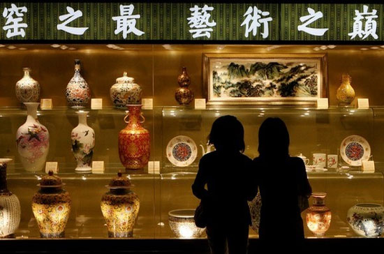 Số triệu phú hiện chỉ chiếm 0,9% dân số thế giới, nhưng kiểm soát tới 39% tài sản toàn cầu, tăng từ mức 37% trong năm 2009.