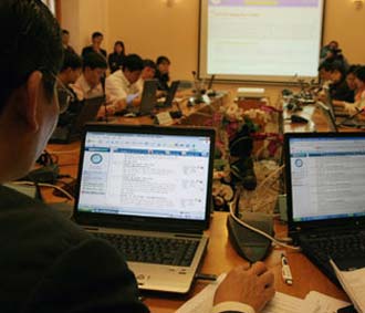 Ban chỉ đạo sẽ giúp Thủ tướng điều phối việc triển khai thực hiện chiến lược, cơ chế chính sách, chương trình, kế hoạch, đề án, dự án trọng điểm về ứng dụng và phát triển công nghệ thông tin của các bộ, ngành, địa phương.