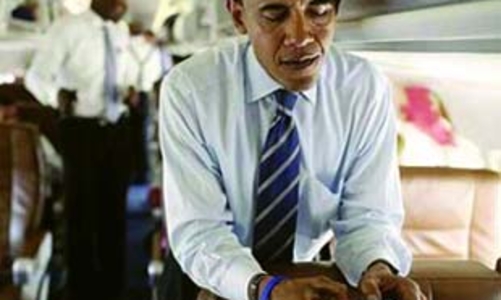 Obama lướt net vào Nhà Trắng