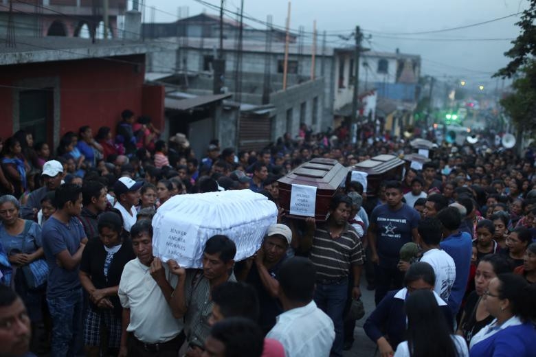 Ít nhất 300 người chết và mất tích vì núi lửa phun trào ở Guatemala - Ảnh 1.