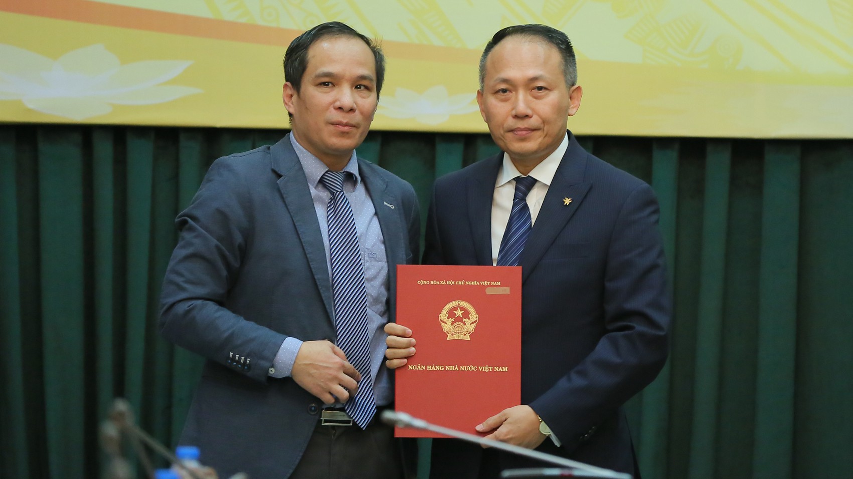 VIB chính thức trở thành ngân hàng thương mại cổ phần đầu tư nhân tiên tại Việt Nam, đủ điều kiện áp dụng tỷ lệ an toàn vốn theo chuẩn mực Basel II. 