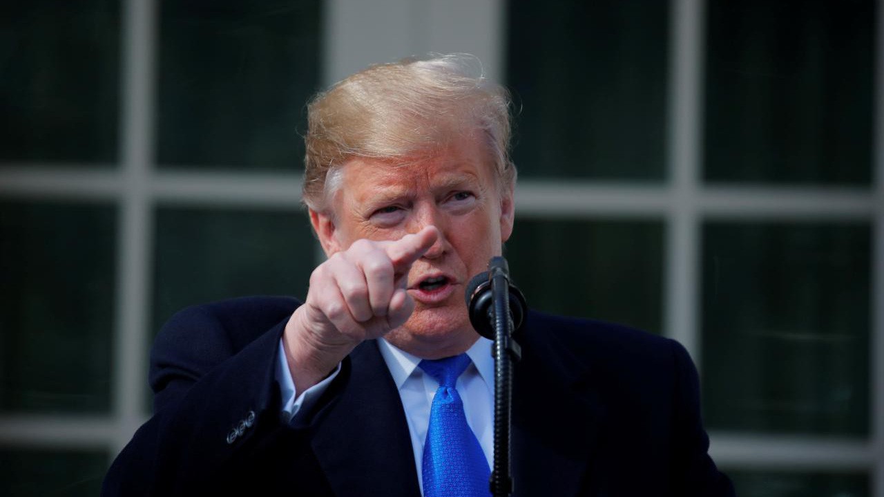 Tổng thống Mỹ Donald Trump ban bố tình trạng khẩn cấp quốc gia ngày 15/2 - Ảnh: Reuters.