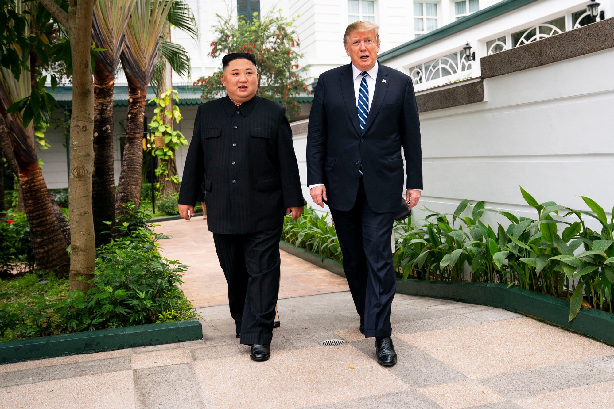 Những khoảnh khắc đáng nhớ của thượng đỉnh Mỹ-Triều tại Hà Nội - Ảnh 3.