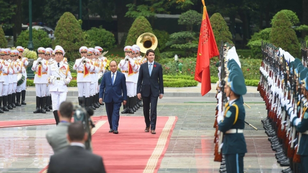 Thủ tướng Canada đã tới Việt Nam, chuẩn bị dự Tuần lễ Cấp cao APEC