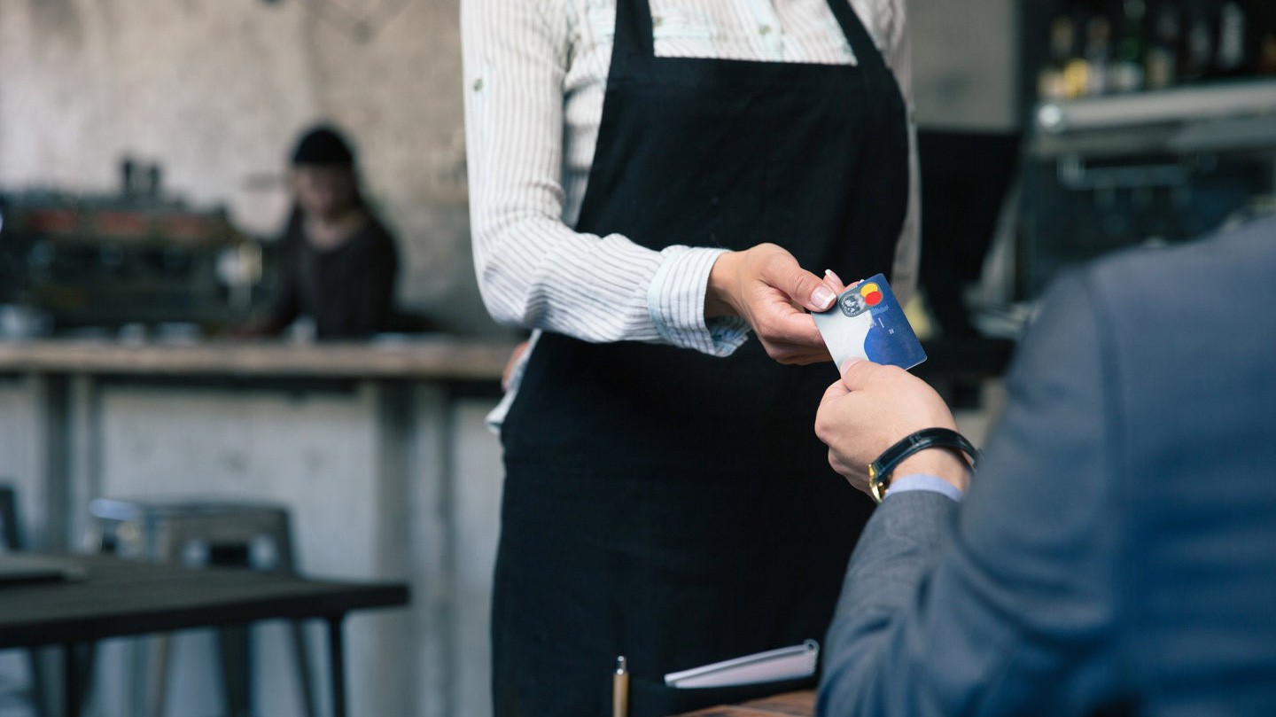 Đa số người tiêu dùng đều đã và đang sử dụng thẻ tín dụng như phương thức thanh toán ưu tiên khi đi mua sắm.