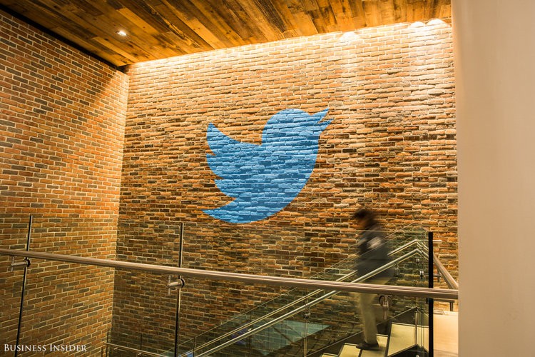 3 Twitter
