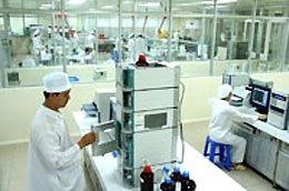 Một loạt thành viên Hội đồng Quản trị và Ban kiểm soát Công ty Cổ phần Dược Hậu Giang (mã DHG-HOSE) thông báo đăng ký mua vào.