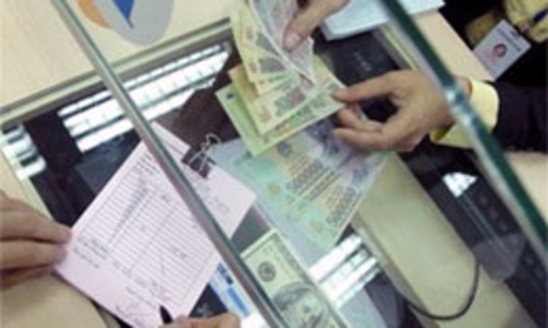 “Giảm” lãi suất, nhìn từ chuyện vay và cho vay 