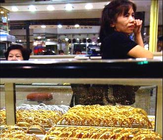 Những bước tiến của giá vàng trong hai phiên vừa qua chỉ là những bước tiến ngắn, do những kỳ vọng lạm phát đã ít nhiều giảm sút.