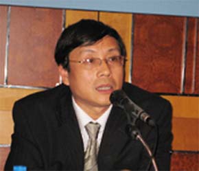 "Sang năm 2008, Ủy ban Chứng khoán Nhà nước sẽ quyết liệt trong xử lý vi phạm, đặc biệt là chào bán chứng khoán ra công chúng mà không đăng ký lên Ủy ban."