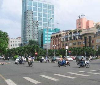 Chính phủ thực hiện tăng thu, thắt chặt chi tiêu, nâng cao hiệu quả sử dụng nguồn vốn ngân sách Nhà nước, giảm bội chi ngân sách.