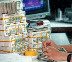 Lãi suất USD đã có đợt điều chỉnh phổ biến đầu năm 2007 - Ảnh: Việt Tuấn.