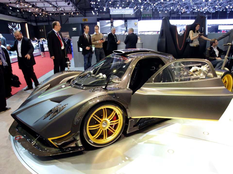 Sở hữu ít nhất 11 tỷ USD, tỷ phú Nga Abramovich tiêu tiền thế nào? - Ảnh 21.