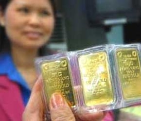 Có Kho ngoại quan, từ lúc ký hợp đồng đến lúc nhập vàng nhiều nhất chỉ mất một ngày.