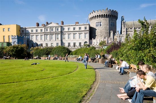 Ireland có số nợ nước ngoài bình quân đầu người hiện đã lên đến trên 560.000 USD.