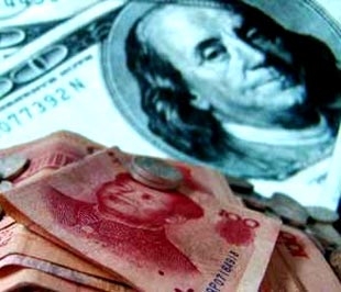 Giáo sư Roubini dự báo, đồng Nhân dân tệ sẽ mất nhiều thời gian để trở thành một đồng tiền dự trữ thay thế cho USD, nhưng điều này có thể xảy ra.