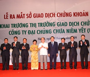 Ngày 24/6/2009, sàn UPCoM chính thức đi vào hoạt động với 10 cổ phiếu đăng ký đợt đầu.