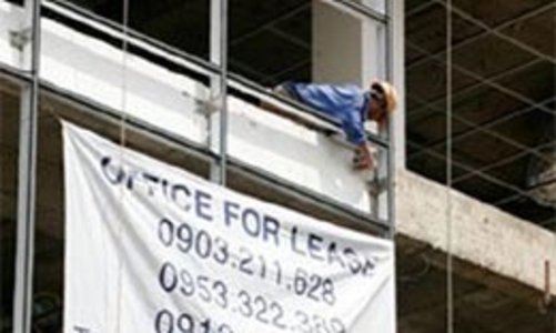 Văn phòng cho thuê: Ảm đạm vì cung vượt cầu