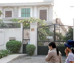 Một ngôi nhà hiếm hoi thuộc sở hữu của Việt kiều tại quận Bình Tân, Tp.HCM.