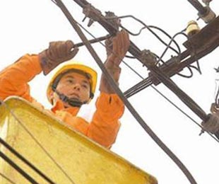 "EVN là doanh nghiệp nhà nước nên không thể vì lỗ mà ngưng cung cấp điện".