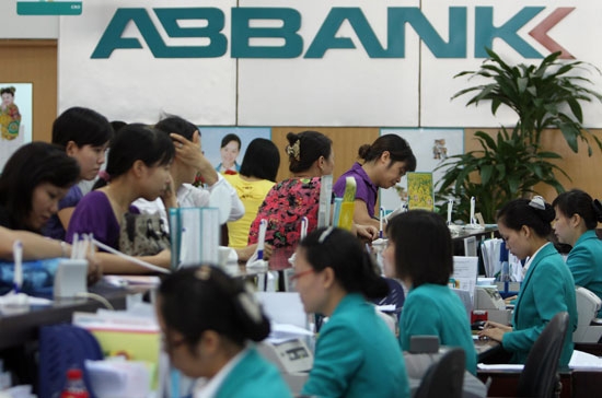 Năm 2010, ABBank đặt kế hoạch lợi nhuận trước thuế tăng 33% so với năm 2009, đạt mức 550 tỷ đồng.