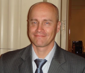 "Việc sử dụng AIG eMarine hoàn toàn miễn phí và không cần phải cài đặt thêm bất cứ phần mềm nào".