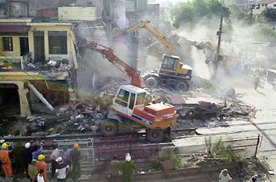 Một cảnh giải phóng mặt bằng tại Hà Nội.