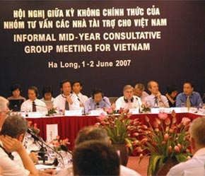 Các nhà tài trợ nhấn mạnh rằng tư tưởng tự do là quan trọng để đảm bảo một xã hội có tính sáng tạo, và ngược lại, điều này sẽ tạo ra tăng trưởng kinh tế - Ảnh: VNN.
