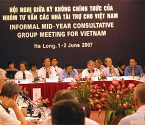 Các nhà tài trợ nhấn mạnh rằng tư tưởng tự do là quan trọng để đảm bảo một xã hội có tính sáng tạo, và ngược lại, điều này sẽ tạo ra tăng trưởng kinh tế - Ảnh: VNN.