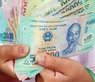 Theo báo cáo của Bộ Lao động - Thương binh và Xã hội, đến nay hầu hết các địa phương đã tổ chức triển khai, tập huấn cho các doanh nghiệp, nhiều doanh nghiệp đã xây dựng xong phương án điều chỉnh tiền lương, tổ chức lấy ý kiến người lao động và công khai cho người lao động biết để thực hiện.