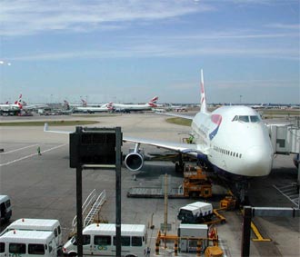 Sân bay Heathrow (Anh).