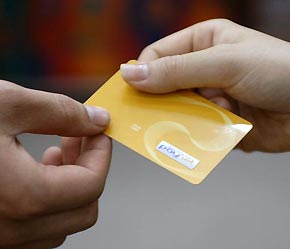 Khách hàng có thể sử dụng thẻ PayNet để thanh toán tất cả các dịch vụ đã được mạng này kết nối.