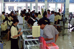 Có bao nhiêu chiếc điện thoại Việt thực sự "thuần" Việt?