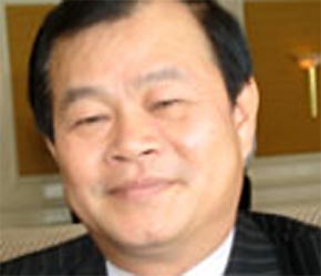 "Giao dịch không sàn tạo ra cơ hội giao dịch nhiều loại sản phẩm chứng khoán khác nhau, hay kết hợp nhiều loại thị trường tại cùng một địa điểm, trên cùng một phương tiện."