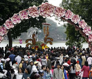 Theo số liệu của Tổng cục Thống kê, tính đến năm 2007, dân số của Việt Nam là 85,155 triệu người, mật độ dân số đạt 257 người/km2 - Ảnh: Reuters.